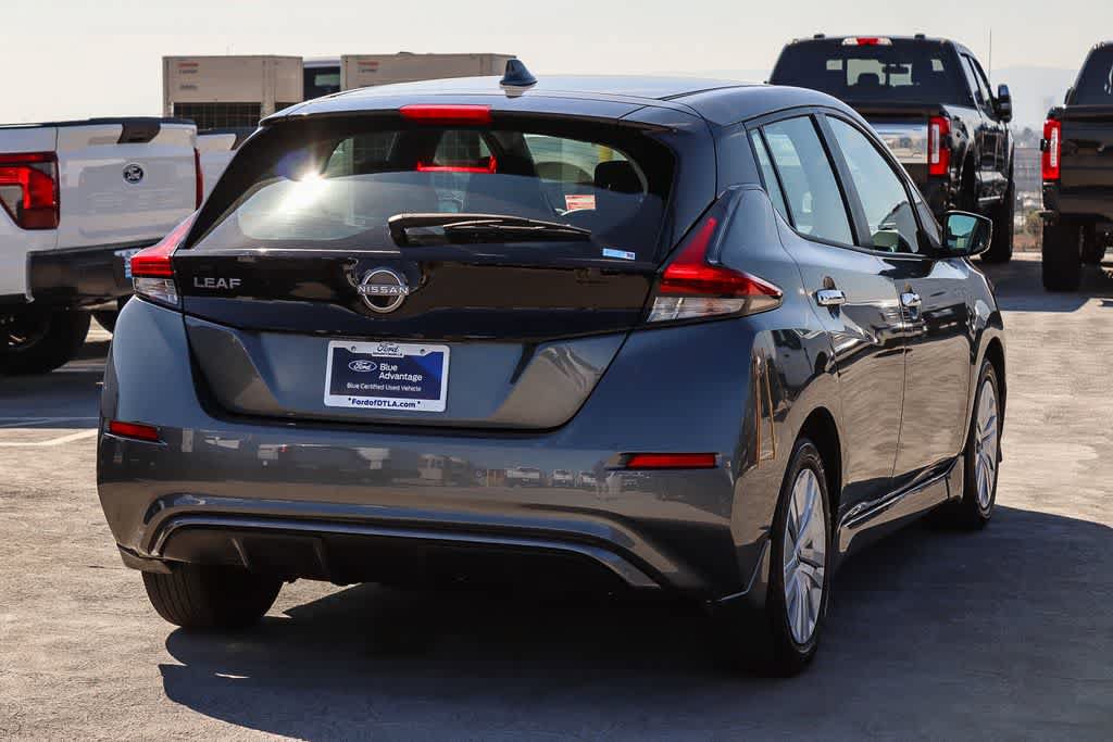 Used 2025 Nissan Leaf S FWD image 4