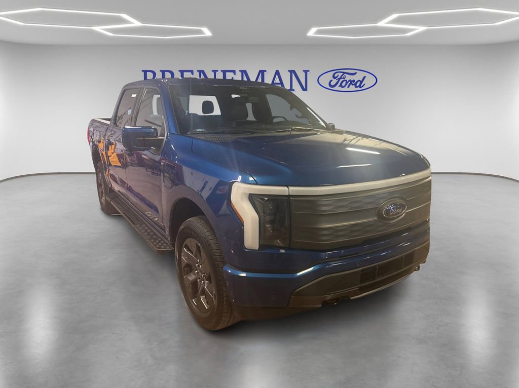 Certified 2022 Ford F150 Lightning Lariat w/ Max Trailer Tow Package image 8