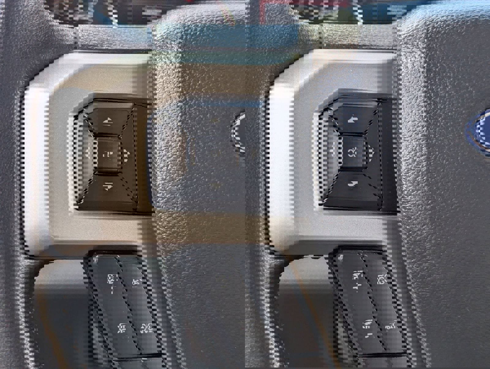 Certified 2022 Ford F250 Lariat w/ Lariat Ultimate Package image 28