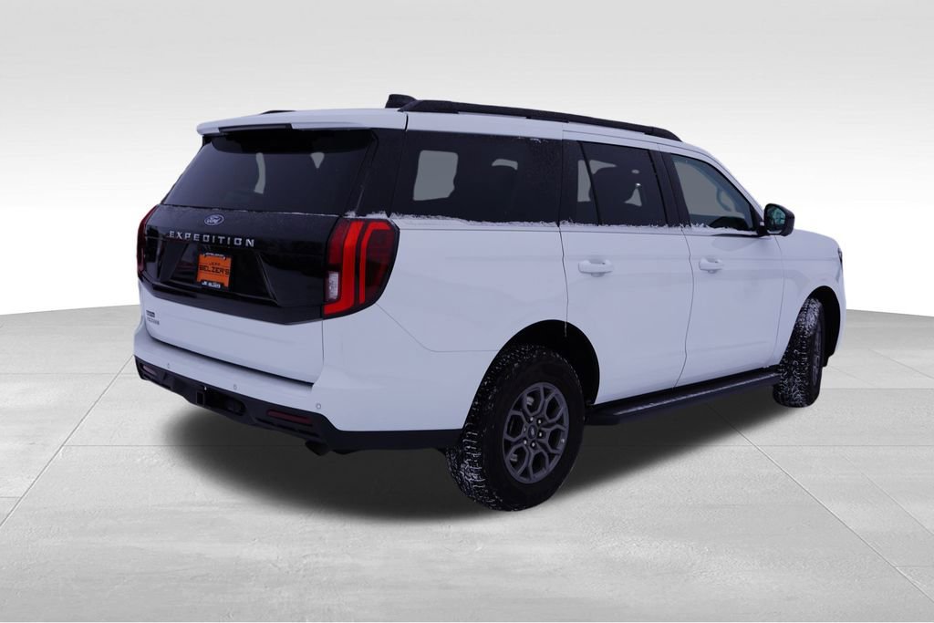 Certified 2025 Ford Expedition Active image 8