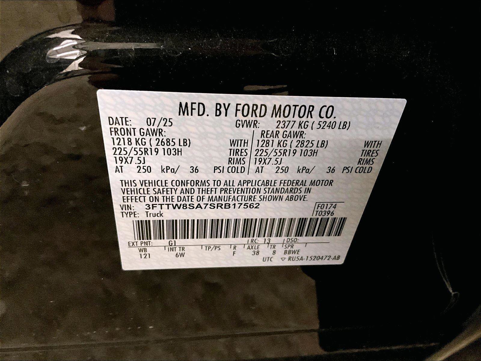 Certified 2025 Ford Maverick Lariat w/ Black Appearance Package image 33