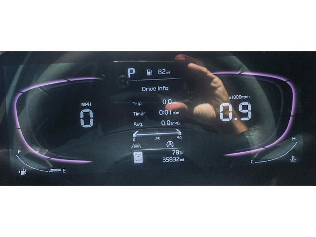 Used 2025 Kia Sportage EX w/ Premium Package FWD image 11