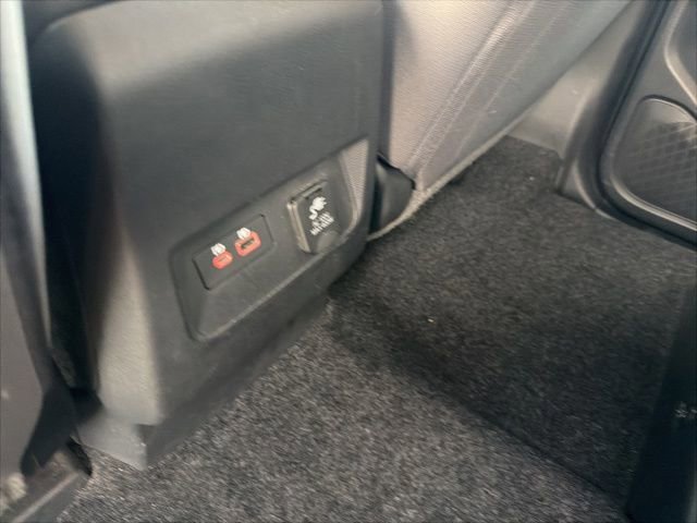 Used 2022 Nissan Frontier SV image 17