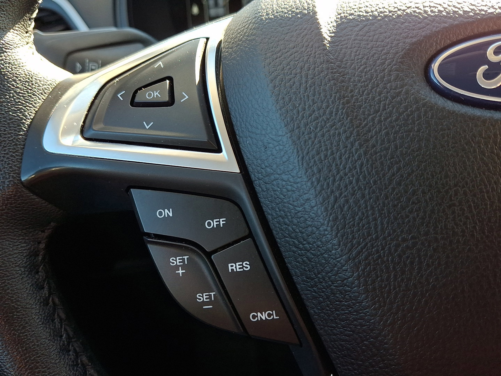 Certified 2022 Ford Edge SEL w/ Convenience Package image 20