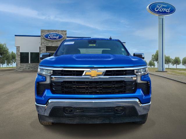 Used 2025 Chevrolet Silverado 1500 LT AWD/4WD image 2
