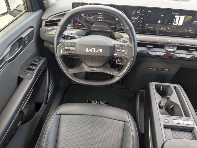 Used 2026 Kia EV9 Light RWD image 17