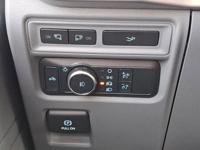 Certified 2022 Ford F150 XLT w/ Equipment Group 302A High image 24