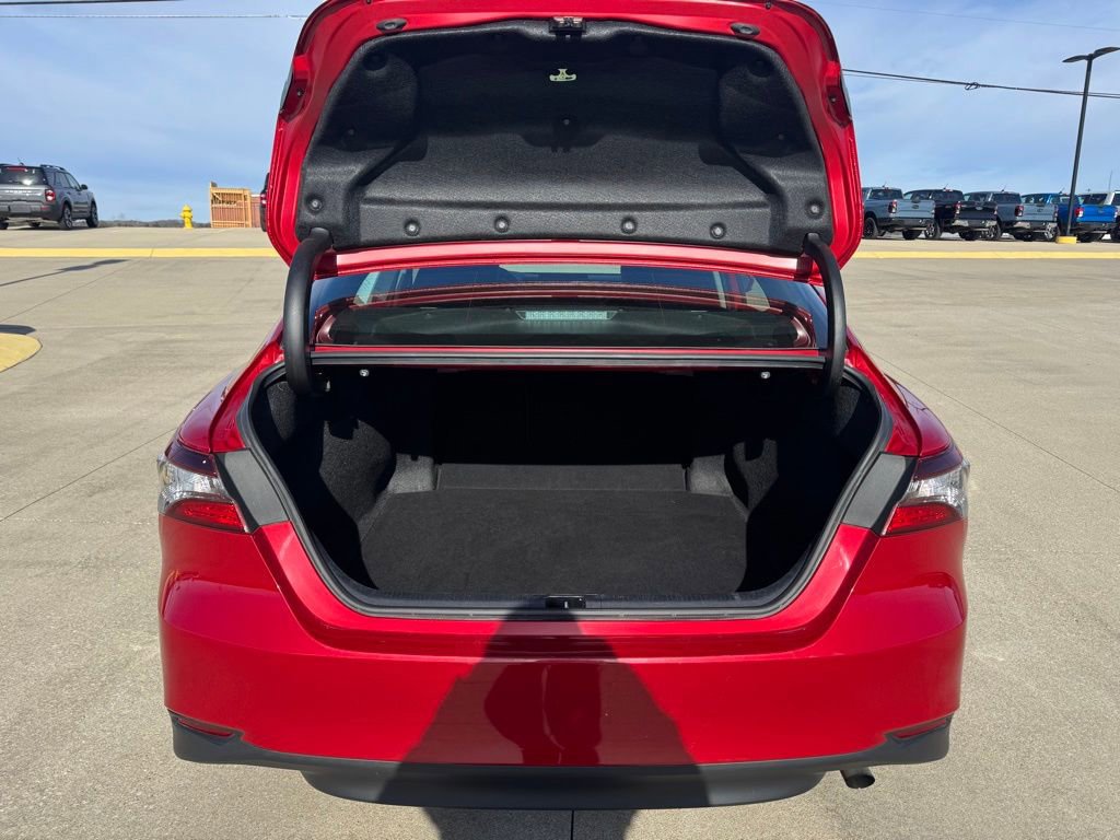 Used 2024 Toyota Camry LE image 37