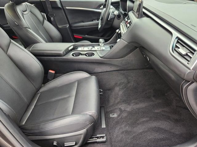 Used 2025 Genesis G70 2.5T image 13