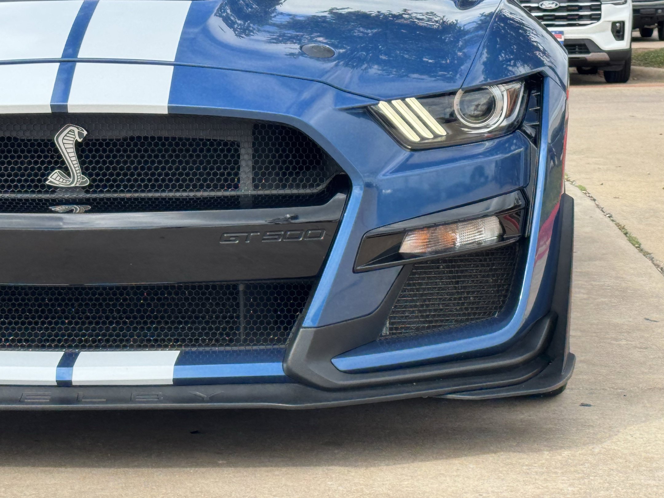 Certified 2020 Ford Mustang Shelby GT500 w/ Technology Package RWD image 13