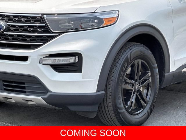 Certified 2022 Ford Explorer XLT w/ Equipment Group 202A AWD/4WD image 5