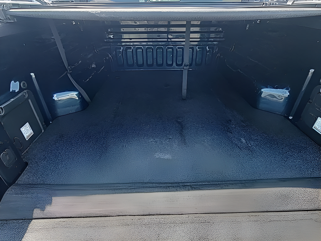 Certified 2022 Ford Maverick XLT FWD image 8