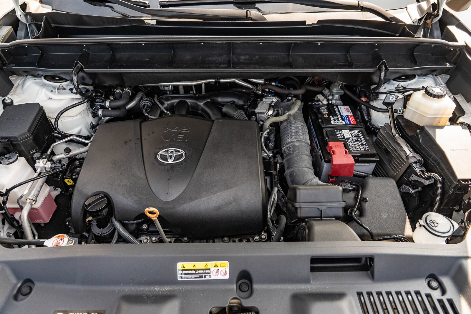 Used 2020 Toyota Highlander Limited FWD image 21