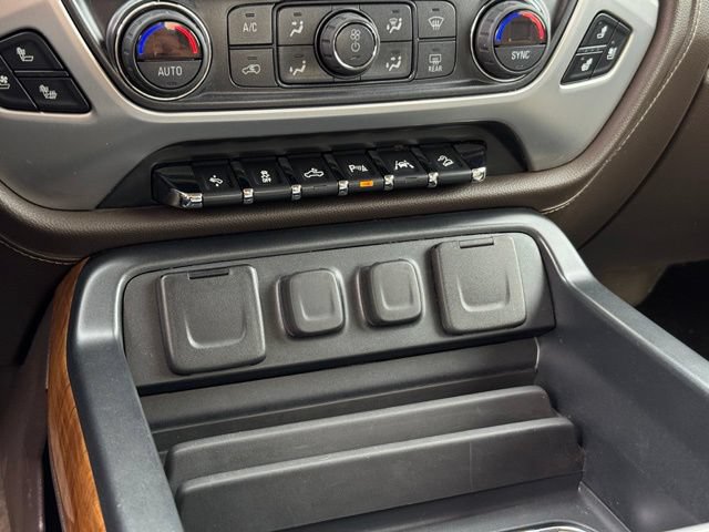 Used 2018 GMC Sierra 1500 SLT AWD/4WD image 16