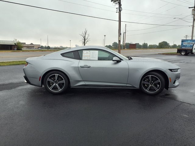 Certified 2025 Ford Mustang Coupe RWD image 6