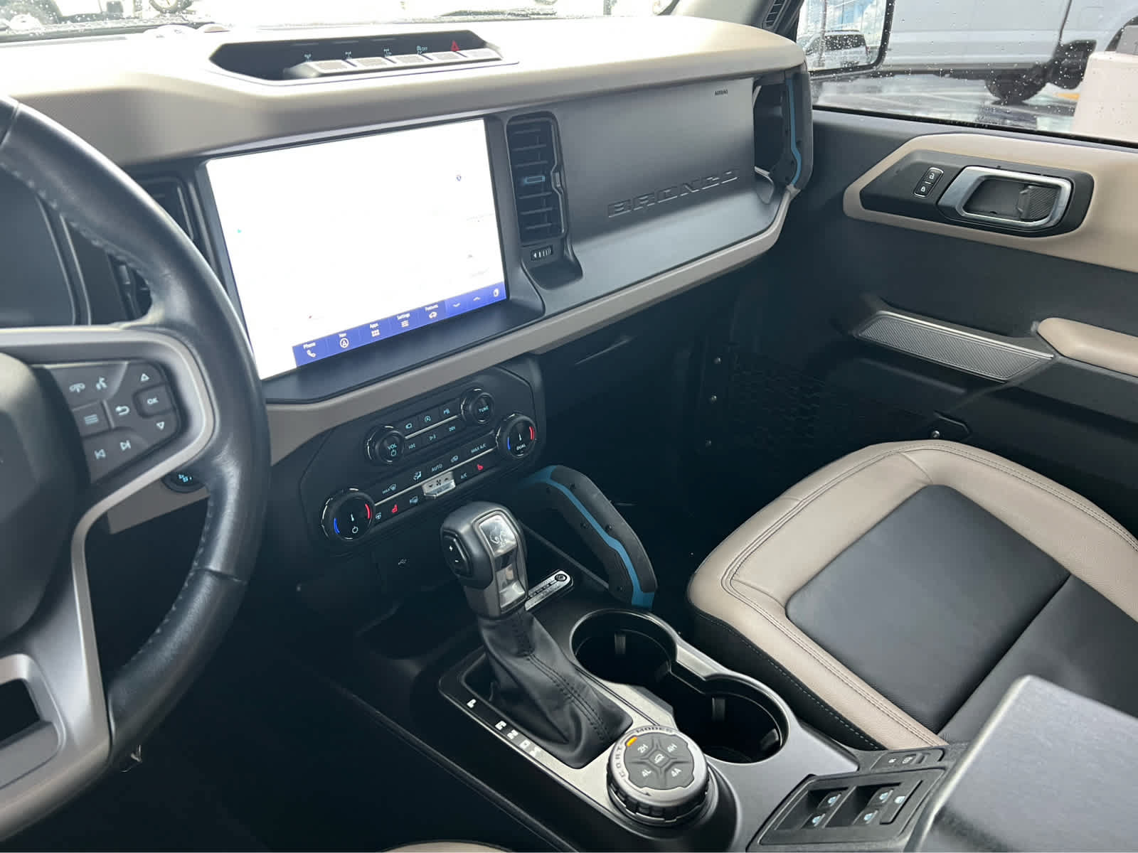 Certified 2022 Ford Bronco Wildtrak AWD/4WD image 20
