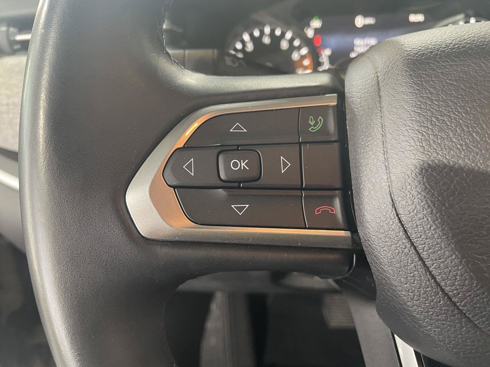 Used 2022 Jeep Compass Latitude AWD/4WD image 14