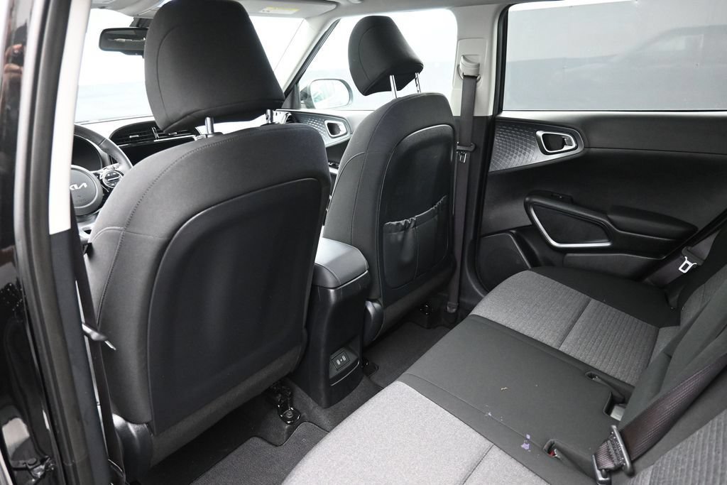 Used 2023 Kia Soul EX FWD image 25