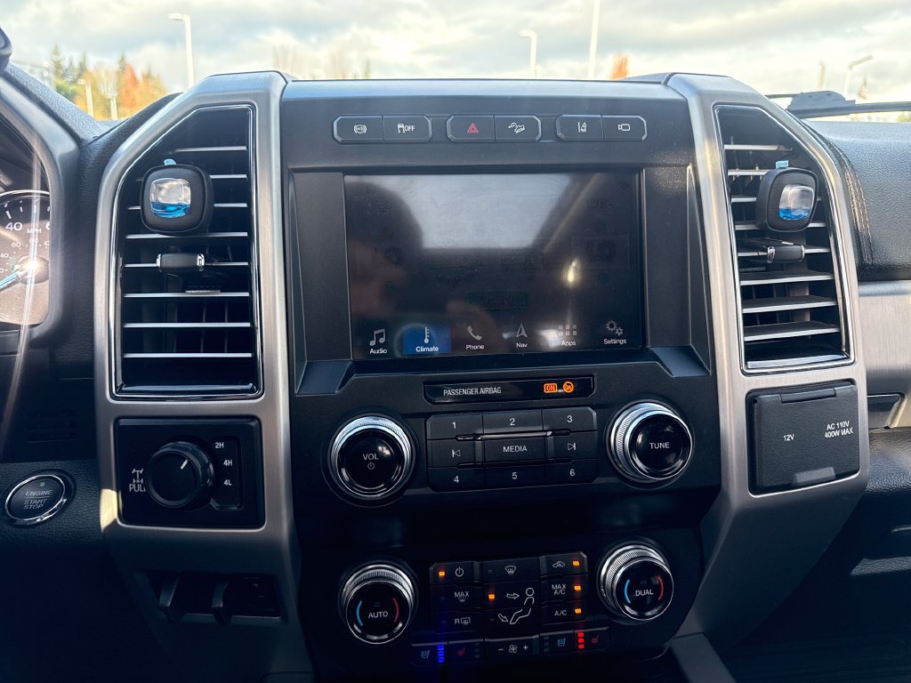 Certified 2019 Ford F250 Platinum w/ Platinum Ultimate Package AWD/4WD image 26