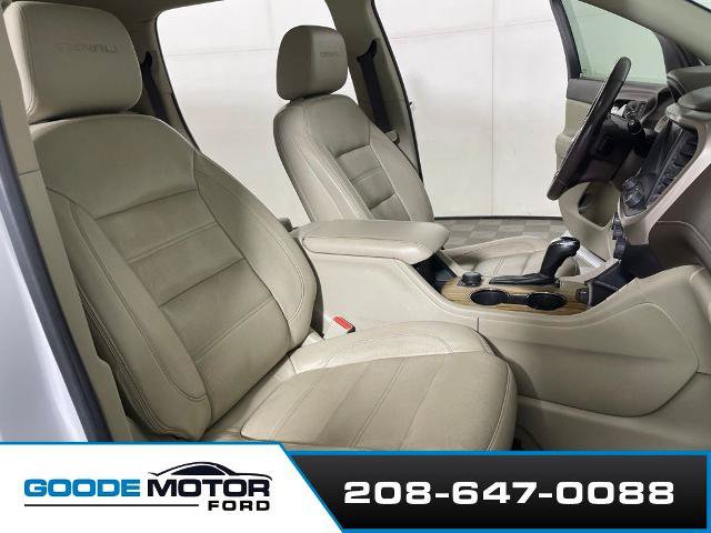 Used 2017 GMC Acadia Denali w/ Technology Package AWD/4WD image 24