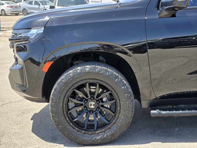 Used 2021 Chevrolet Tahoe Z71 w/ Z71 Signature Package AWD/4WD image 9