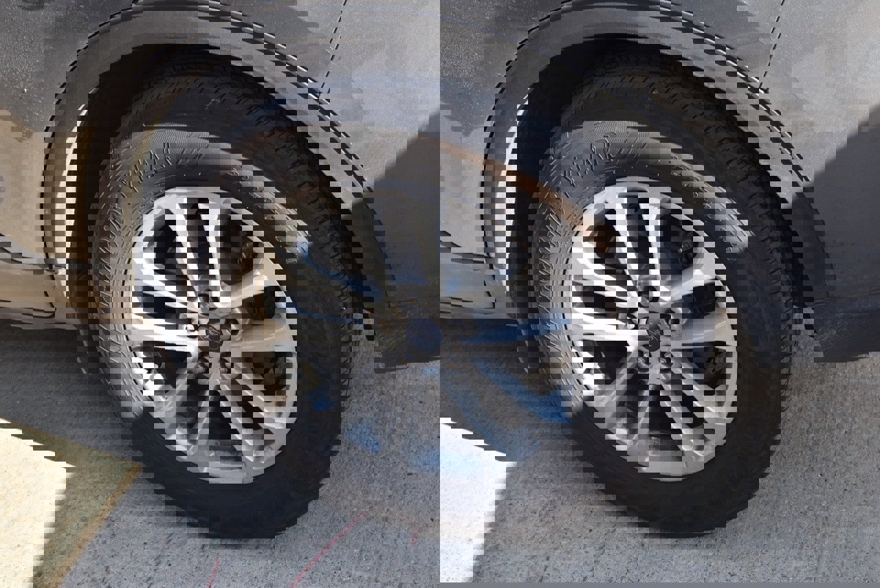 Certified 2022 Ford Escape SE image 10