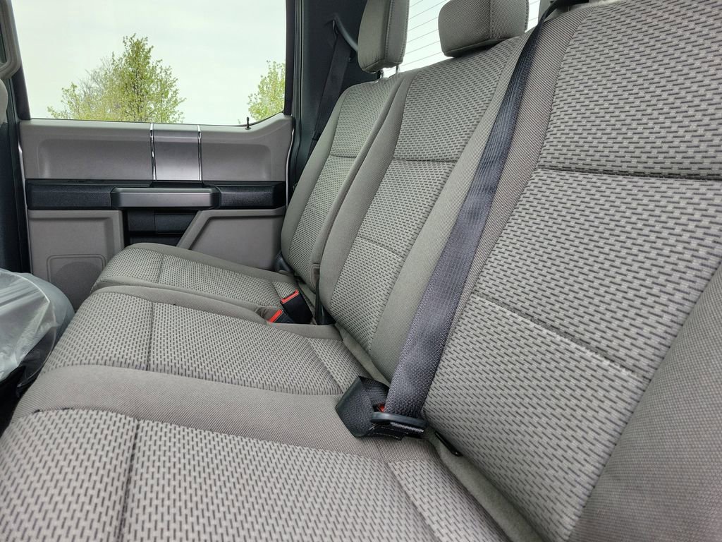 Certified 2022 Ford F450 XLT w/ XLT Premium Package AWD/4WD image 13