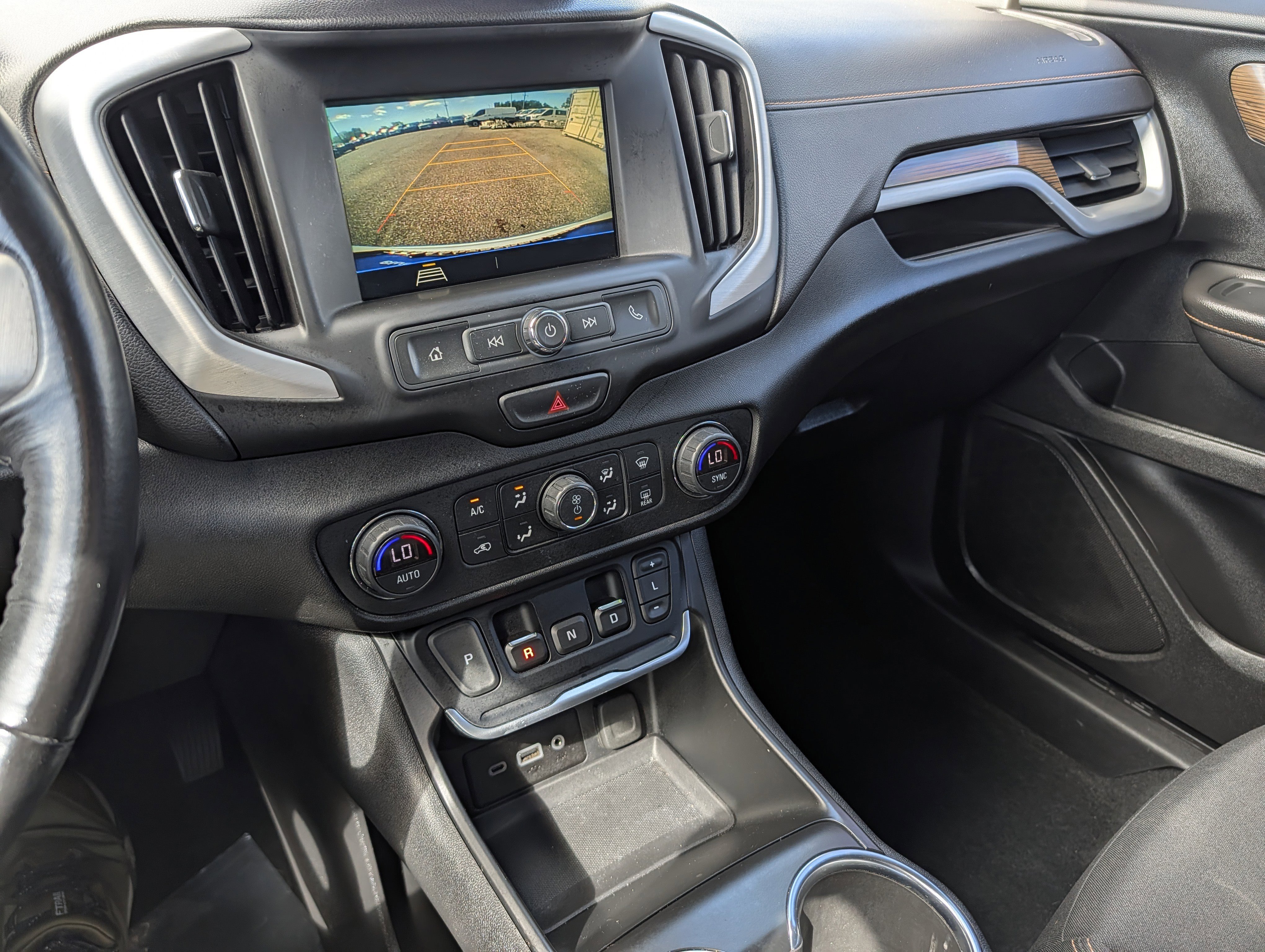 Used 2019 GMC Terrain SLE w/ Driver Convenience Package image 29