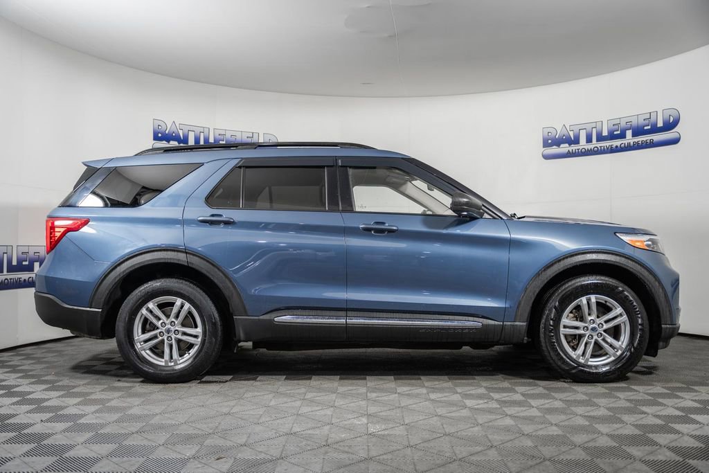 Certified 2021 Ford Explorer XLT w/ Equipment Group 202A image 5