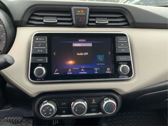 Used 2022 Nissan Versa SV image 17