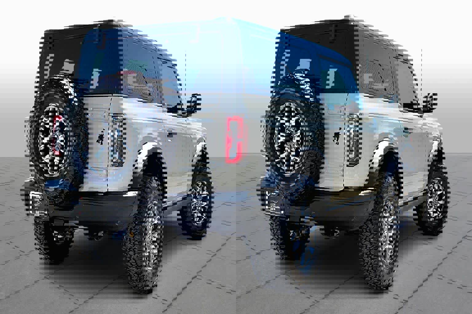 Certified 2025 Ford Bronco Badlands image 3