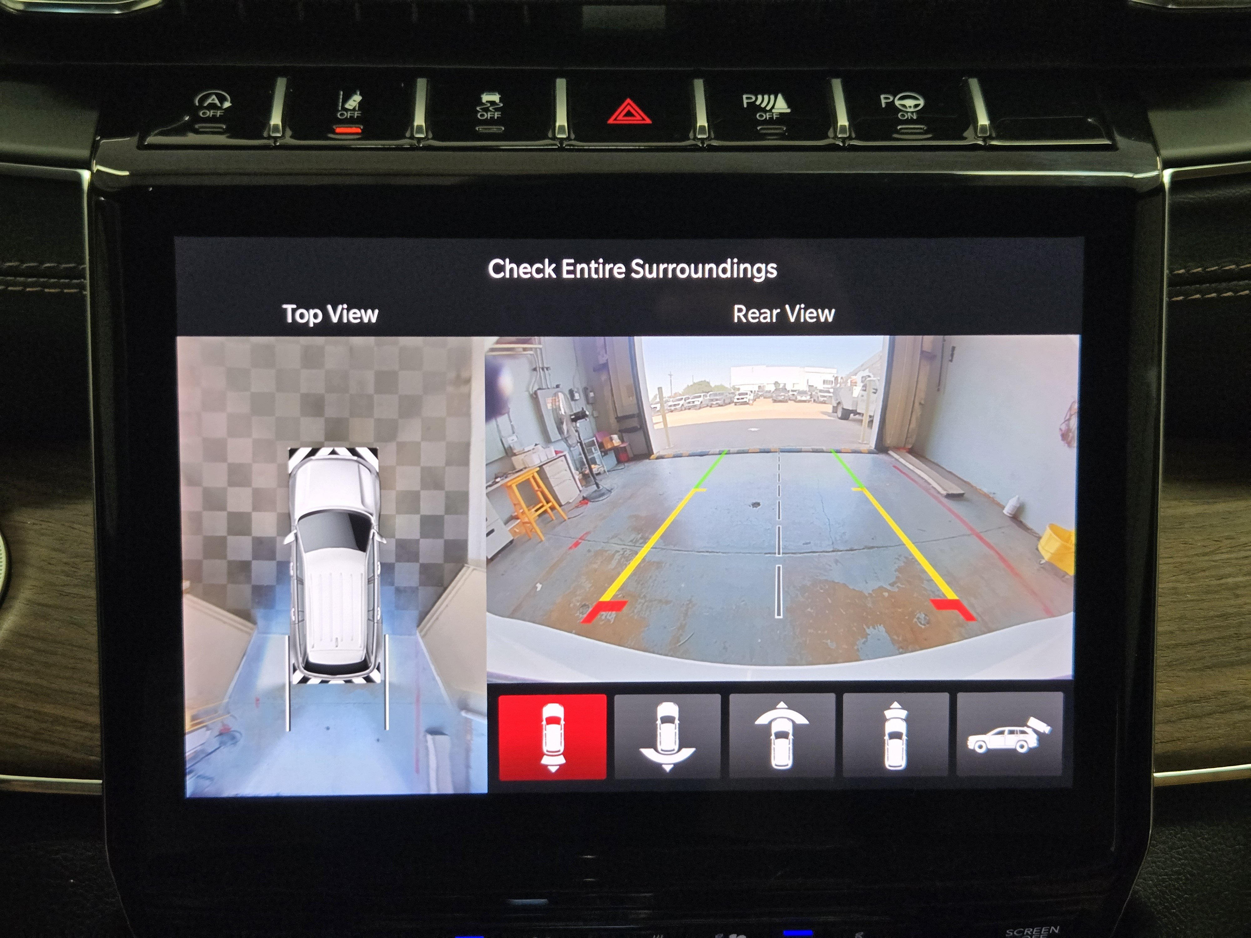Used 2025 Jeep Grand Cherokee L Summit w/ Obsidian Package AWD/4WD image 21