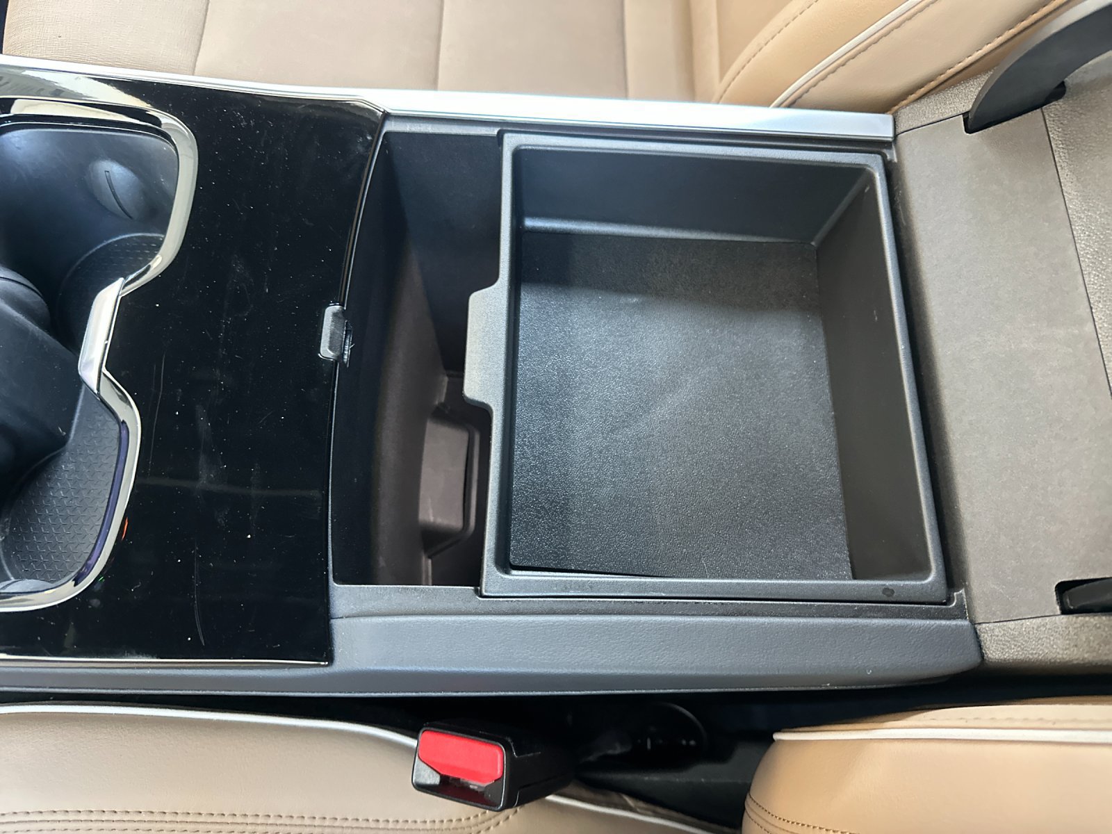 Used 2026 Buick Enclave Preferred w/ Power Package FWD image 24