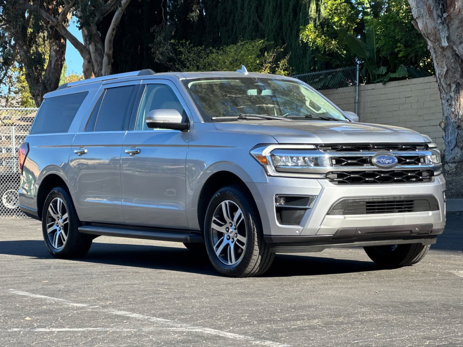 Certified 2024 Ford Expedition Max Limited AWD/4WD image 9