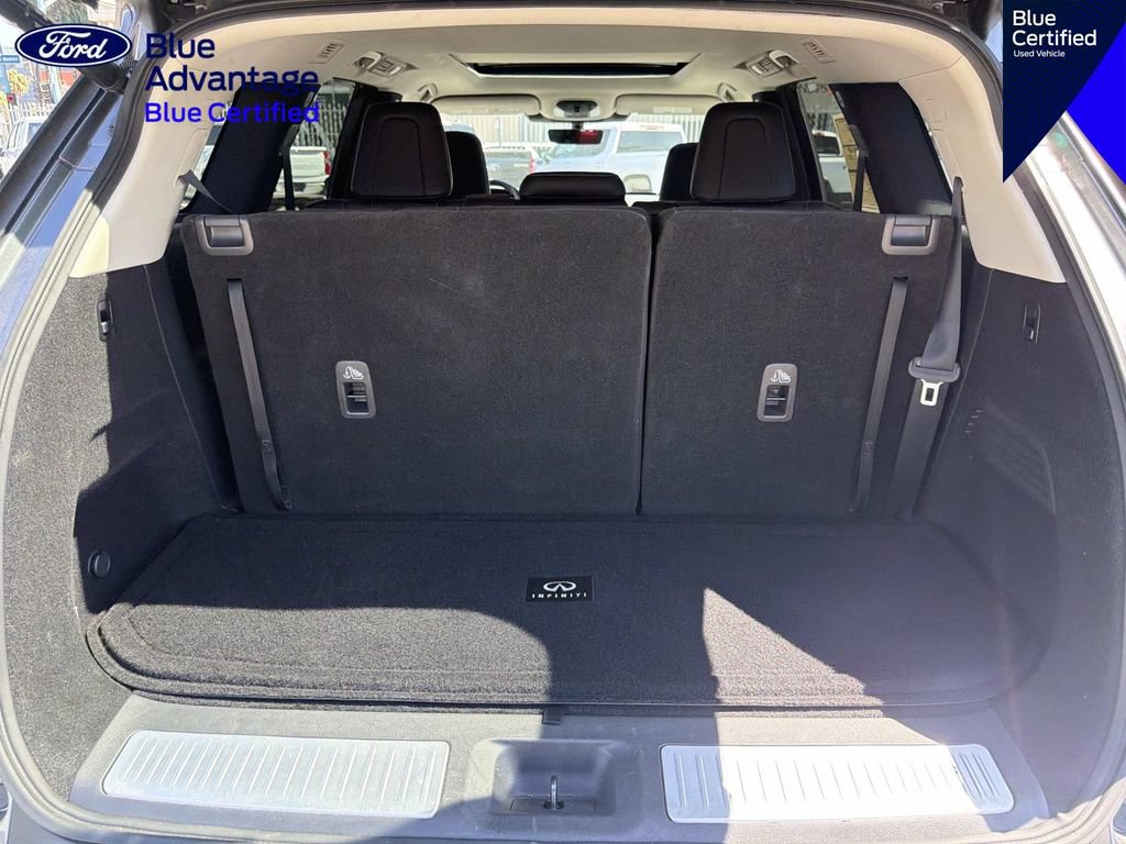 Used 2023 INFINITI QX60 Luxe w/ Cargo Package FWD image 7