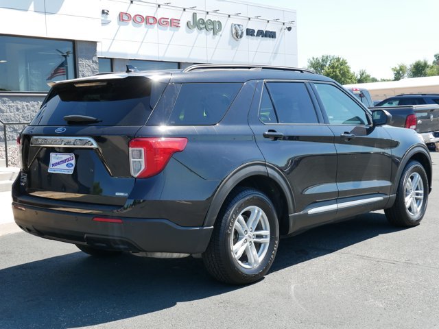 Certified 2020 Ford Explorer XLT w/ Comfort Package AWD/4WD image 8