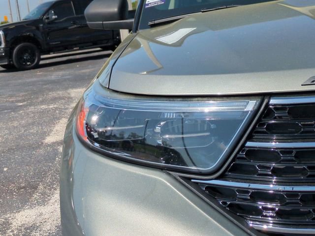 Certified 2020 Ford Explorer XLT w/ Equipment Group 202A image 10