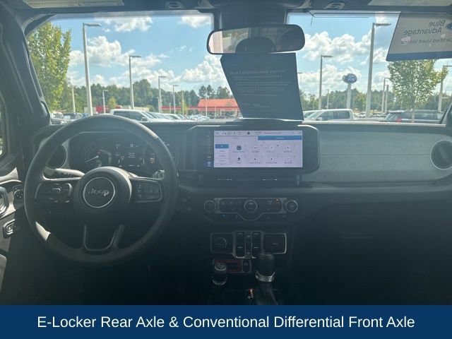 Used 2024 Jeep Wrangler Unlimited image 17