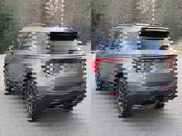 Certified 2025 Ford Explorer ST-Line w/ Premium Package image 6