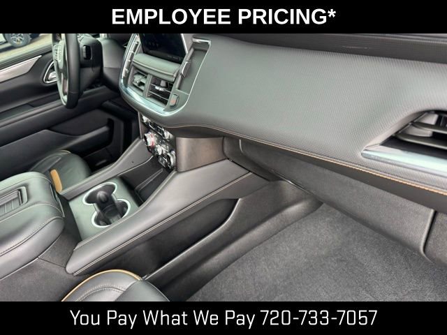 Used 2024 GMC Yukon AT4 w/ Technology Package AWD/4WD image 27