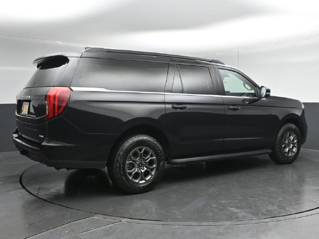 Certified 2026 Ford Expedition Max Active AWD/4WD image 4