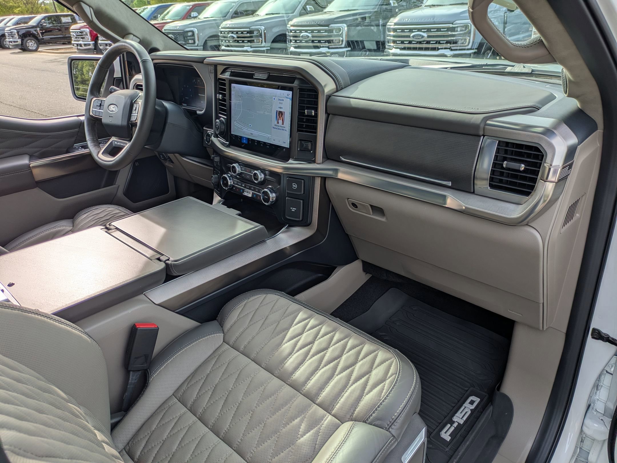 Certified 2025 Ford F150 Platinum w/ Equipment Group 703A Plus image 44