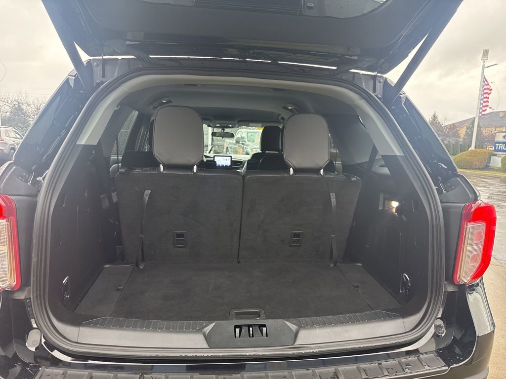 Certified 2023 Ford Explorer XLT w/ Equipment Group 202A image 49