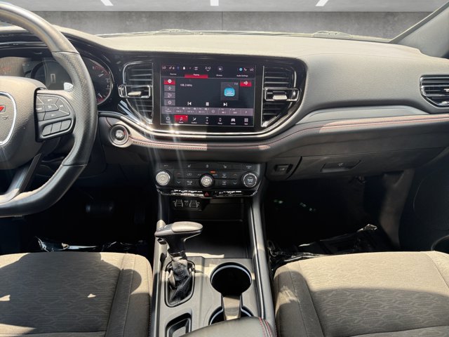 Used 2025 Dodge Durango GT AWD/4WD image 3