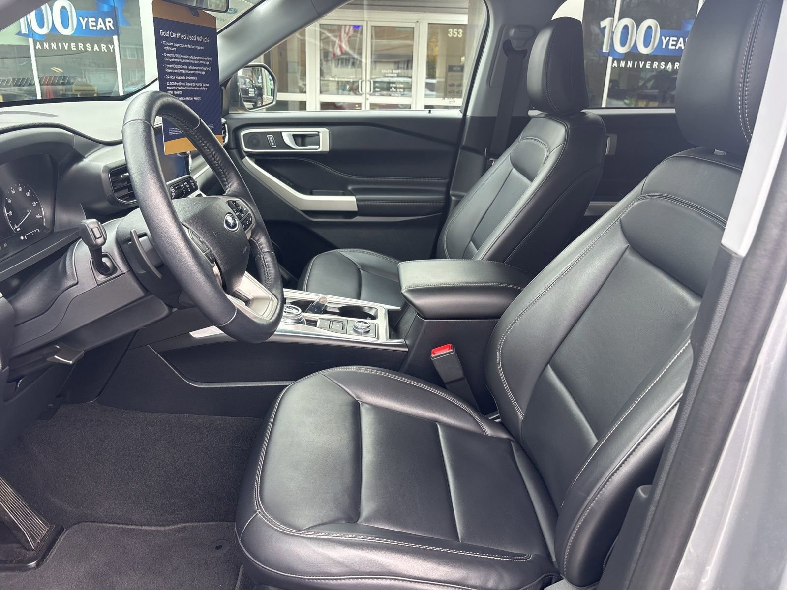 Certified 2021 Ford Explorer XLT w/ Equipment Group 202A image 14