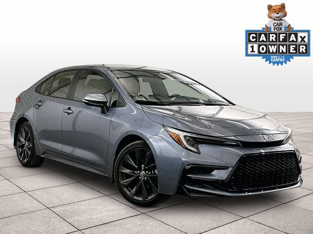 Used 2025 Toyota Corolla SE FWD image 2