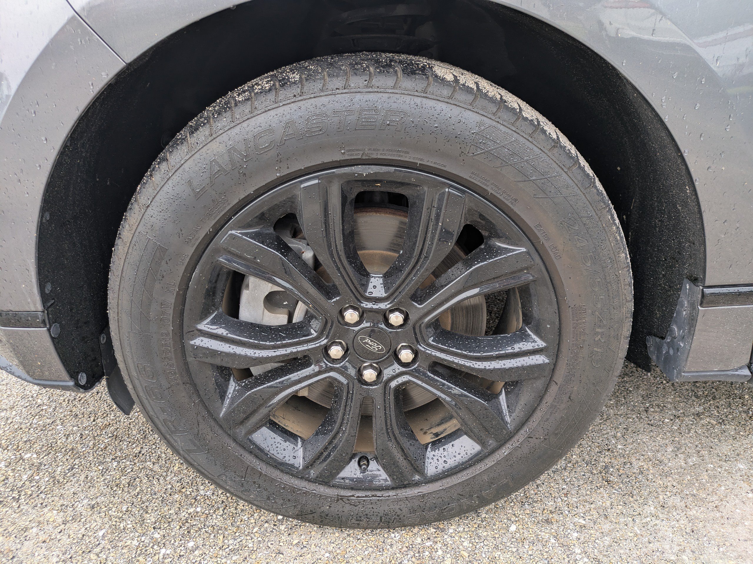 Certified 2022 Ford Edge SE w/ Black Appearance Package AWD/4WD image 11