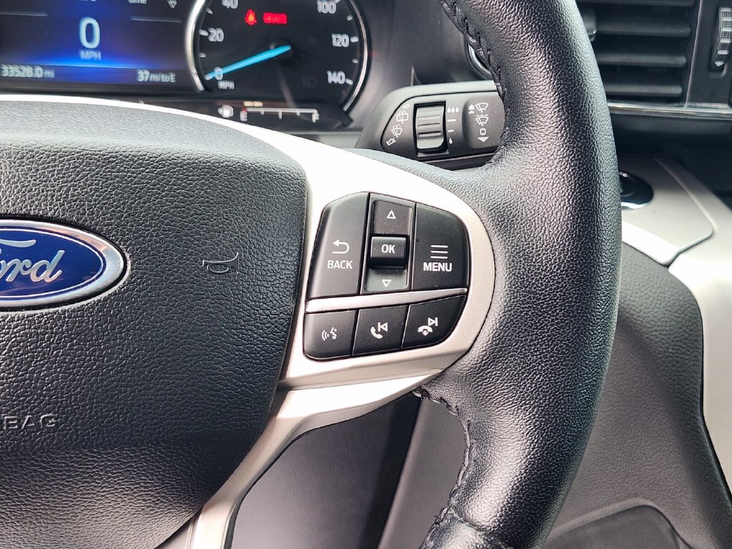 Certified 2024 Ford Explorer XLT w/ Equipment Group 202A AWD/4WD image 30