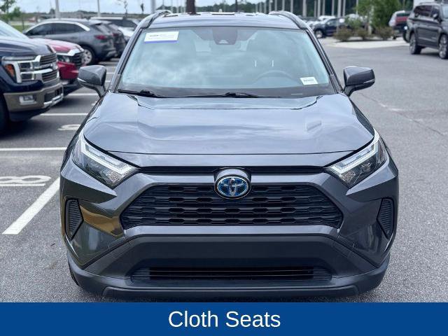 Used 2022 Toyota RAV4 XLE AWD/4WD image 2