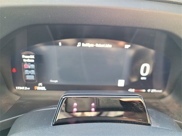 Certified 2025 Ford Explorer Platinum w/ LUX Leather Package image 26